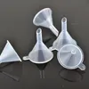 Transparent Mini Plastic Small Funnels Perfym Liquid Kitchen Tools Essential Oil Filling Tratt Kök Bar Dining Tool4442927