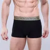 4pcs / mycket hög kvalitet 11 färger sexig bomull män boxare andas mens underkläder branded boxare logo underkläder man boxare