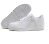witte lopende trainers