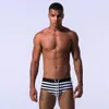 2018 Styrelse Korta Briefs Men Sexiga Striped Baddräkt Mäns Simma Trunk Summer Beach Badkost Sungas DE Praia Homens Män Baddräkt