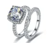 TRS008 Luxury Quality NSCD Syntetisk GEM 3 Carat Cushion Cut Engagement Wedding Ring Set för kvinnor, Bridal Set S18101608