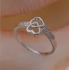 Fabrikpreis 925 Sterling Silber Charm Mädchen Geschenk Österreichischer CZ Kristall Schöner süßer hübscher Herz Liebesring Schmuck Eheringe