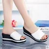 Donne di immobilier ciabatte zoccoli sandali con zeppa giardino scarpe fatte a mano artificiale pearl colore pantofole gelatina sandali casuali