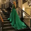 Modest verde esmeralda Baile Vestidos manga comprida Applique frisada 2018 Plus Size Prom Vestidos vestido de renda Engagement
