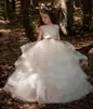 2018 camadas de flor menina vestidos de baile Bateau Cap manga longa até o chão meninas pageant vestidos com Applique Beads para festa de casamento