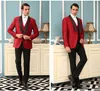 Mode Rode Mannen Bruiloft Smoking Zwart Sjaal Revers Side Vent Bruidegom Tuxedos Hoge Kwaliteit Mannen Prom / Diner / Darty Jurk (Jas + Broek + Tie + Vest) 261