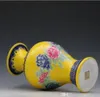 Toptan Satış - Çin Jingdezhen Famille Rose Porselen El-boyalı Şakayık Vazo 01
