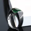 Drop Shipping Victoria Wieck Mode-sieraden 925 Sterling Silversona Solitaire Emerald Birthstone Prinses Mannen Wedding Band Fingerring Cadeau