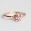وصول جديد بين Pink Moonstone Rose Gold Silver Fintage Ring Bague للنساء الذكرى السنوية التي يرجع تاريخها المجوهرات Anillos4672231