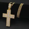 Hip Hop Titanium Ze Stali Nierdzewnej Pełny Pave Rhinestone Iced Out Out Bling Mężczyzna Złoty Kolor Krzyż Wisiorki Naszyjniki Dla Mężczyzn Biżuteria