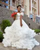 2022 Blanc Robes De Bal Robes De Mariée Perlé Nuage Conception Chérie Plus La Taille Cap Manches Quinceanera Douce 16 Robes Robe De Mariée