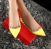 2023 Designer women flat shoes party fashion rivets girls sexy pointed Dance shoes wedding shoes flat sandals