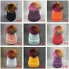 Anne Ve Çocuk Şapkaları Yeni Sonbahar Kış Çocuk Bebek Sıcak Örme Şapkalar Beanies Renkli Rakun Yün Topu Genç Yün Şapkalar Için 26 Renkler