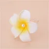 100pcs / lot Hawai vacanze schiuma fiore del Frangipani Fiori artificiali della festa nuziale dei perni di capelli accessori per capelli Plumeria TAGLIA 7CM