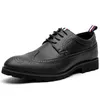 Mens Formele Lederen Jurk Schoenen Puntschoen Business Stijlvolle Jurk Mensen Microfiber Flats Hoge Kwaliteit Brogues Oxford Schoenen voor Mannen