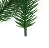 Billiga 50pcs Artificial Plants Pine Branches Julgran Bröllopsdekoration DIY Handcraft Tillbehör Barn Presentbukett