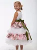 Carino bella ragazza di fiori di raso bianco abiti con camo rosa camo vera gonna a più galli per bambini abiti da matrimonio formali nastro mimetico mamou316m