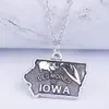 12 unids / lote Nueva moda mapa collar antiguo tono de plata IOWA mapa encanto colgante collar de regalo de la joyería de viaje