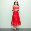 Yeni moda Çin düğün parti elbise Çin tarzı kırmızı evli zarif cheongsam masquerade kıyafeti Kapalı Omuz Dantel vestido