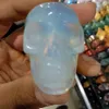 2 '' Opalite Crystal Quartz Skull White Stone Healing Hand Gesneden Figurine Altaar