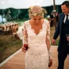 Kraj Syrenka Koronki Aplikacje Długie Rękawy Suknie Ślubne 2018 Tanie Vintage V Neck Sweep Pociąg Vestido Boho Plus Size Wedding Bridal Suknia