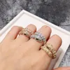 2018 Mode Serpent Anneaux dame Bague Design De Mode Long Doigt Bijoux De Haute Qualité En Forme De Serpent Anneau pour Les Femmes Party1601337