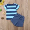 Karikaturdinosaurier-Babyjungen-Sommer kleidet blaues gestreiftes kurzes Hülsen T-Shirt + shorts 2pcs ein gesetzter beiläufiger Kinderjunge, der Butikenkleinkind kleidet