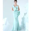 Azziosta 2019 Mermaid Evening Dress One Shoulder Brodery Ruffles Ruched Party Klänning Glamorös Dubai Fashion Floor Length Prom Dress