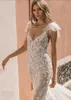 2019 Abiti da sposa Berta Spaghetti appliqué Treno lungo Illusion Sexy Backless Senza maniche Sirena Abiti da sposa Abito da sposa da spiaggia