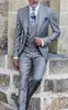 Design populaire Tuxedos de marié un bouton gris clair pic revers garçons d'honneur meilleur homme costume de mariage costumes pour hommes (veste + pantalon + gilet + cravate) J508