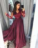 Głęboki Grape Split Prom Dresses Sexy V-Neck Koronki Aplikacja Długą rękaw Suknie Wieczorowe Stylowe Saudyjska Arabia A-Line Party Gown 2018 Prom Dress