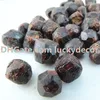 100 g piccole gemme crude non tritate naturali irregolari pezzi di roccia in cristallo di garnio pezzi di roccia ruvida garnet rossa campione minerale in pietra sciolta gennaio b7512603