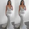 Sliver Sparkly Mermaid Prom Dress Sexy Spaghetti Straps V-Neck Backless Sweep Train Sequined 2018 Prom Klänningar Glamorös Aftonklänning Billiga