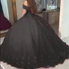 Appliques Puffy Ball Gown Quinceanera Dresses Sweet 16 Off Shoulder Tulle Lace Up Back 2019 Prom Party Pageant For Girls