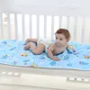 Pasgeboren zuigelingen luier veranderende pad urinoir pad voor babybed waterdichte katoenen doek luier veranderende mat voor crib geel roze blauwe 3 kleuren