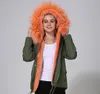 Kort stil Kvinnor Jackor Meifeng Brand Soft Fur Orange Kanin Fur Lined Army Green Canvas Mini Parka med Orange Raccoon Fur Trim Hoody