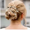 FAROONEEウェディングヘッドドレスシミュレーションパールヘアアクセサリーブライドクリスタルクラウンフローラルエレガントなヘア飾りヘアピン6C0193