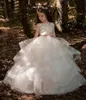 2018 camadas de flor menina vestidos de baile Bateau Cap manga longa até o chão meninas pageant vestidos com Applique Beads para festa de casamento