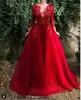 A-Linie, rotes Langarm-Satin, günstiges Korsett-Brautkleid, abnehmbarer Rock-Schleppe