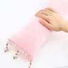 Nail Art Pillow Cushion Soft Cotton Salon Hand Rest Manicure Tool Utrustning Rosa / Röda Tassels Beauty Styles Manicure Care Holder Tools