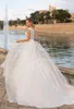 Naviblue 2019 Dolly 3D Floral Appliqued Bröllopsklänningar Boho Juvel Neck Lace Illusion Bodice Bridal Gowns A Line Tulle Vestido de Novia
