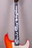 Özel Mağaza Stevie Ray Vaughan SRV Numaralı bir Hamiltone Cherry Sunburst St Electric Gitar Kitap Mühürlü Kıvırcık Akçaağaç Üst Flame MA4398783
