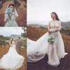 2018 Modest Overskirts Robes De Mariée À Manches Longues Jewel Neck Dentelle Applique Robes De Mariée avec Dechable Train Custom Made robe de mariée