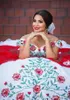 2021 Sexig vit och röd quinceanera klänningar med broderi pärlor sött 16 prom i debutante klänning party klänning qc 1117