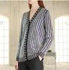 2017 suéteres cardigan contas preto cardigan reqular manga longa v pescoço de cor pura letra fina casual feminina marca mesmo estilo suor4281796