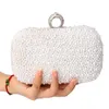 Venta al por mayor- Bolso de mujer Dos lados con cuentas Bolso de noche de embrague de perlas para mujer Bolso de cuentas Beige Perlas de perlas blancas Bolso de embrague Hombro Mini bolsos