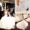 Magnifique 2018 Sirène Berta Robes De Mariée En Dentelle Applique Perlée Sans Manches Dos Nu Mince Ajustée Robes De Mariée Perles Balayage Train