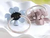 1PC Girls Three Floral Scrunchy Elastic Hair Bands Flower Rubber Bands Hårringar Rings Ornament Tillbehör för kvinnor3656721