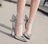 Dreamy Butterfly Enkle Strap Pointy Pumps Super Sexy Hoge Hakken Trouwschoenen Zilveren Champagne Zwart Maat 35 tot 40