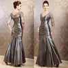 Plus Size Kleider für die Brautmutter, Illusion, halbe Ärmel, applizierte Falten, Meerjungfrau-Mütterkleid für Hochzeiten, elegante formelle Ballkleider